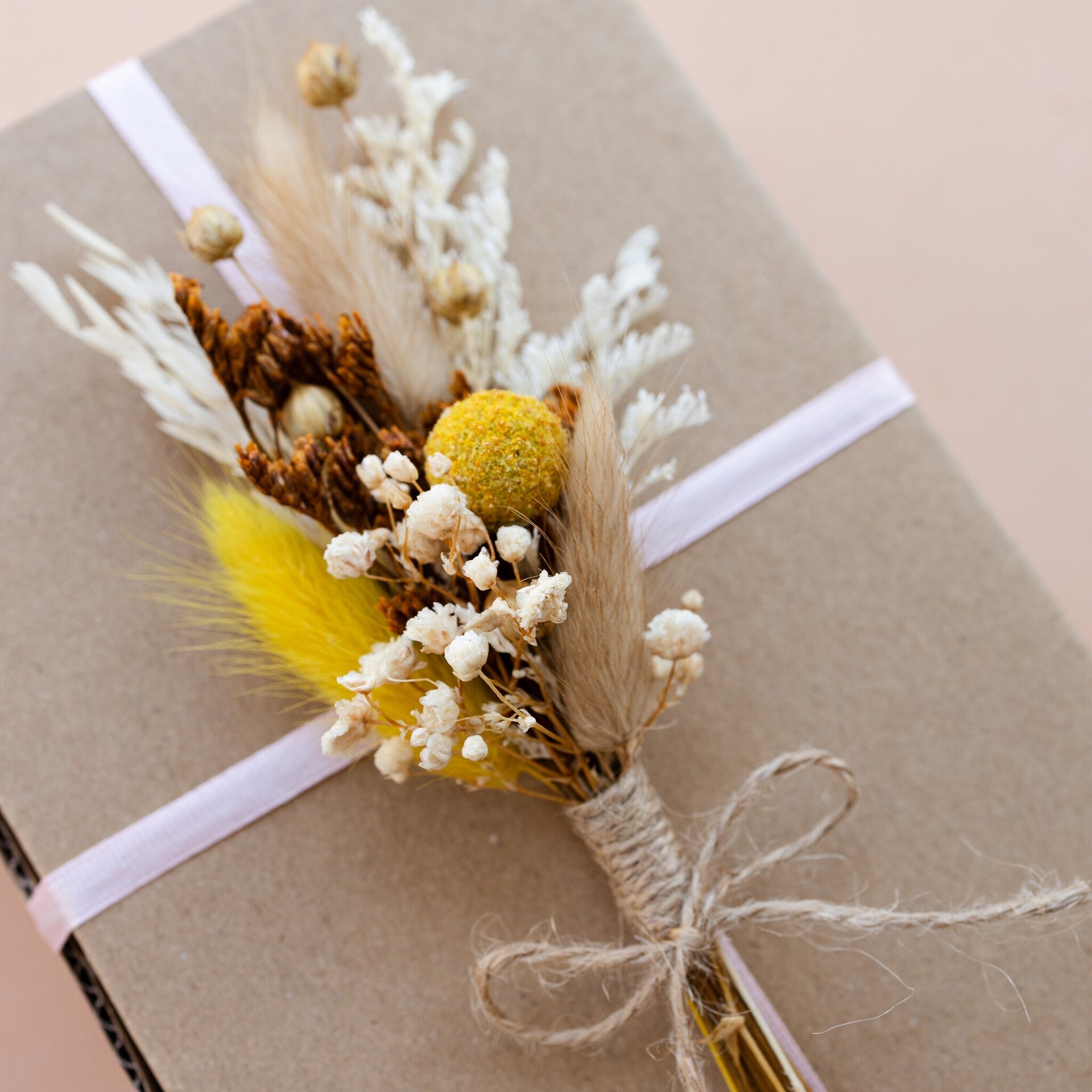 Ramillete de flores secas y preservadas 14 cm amarillo - 5