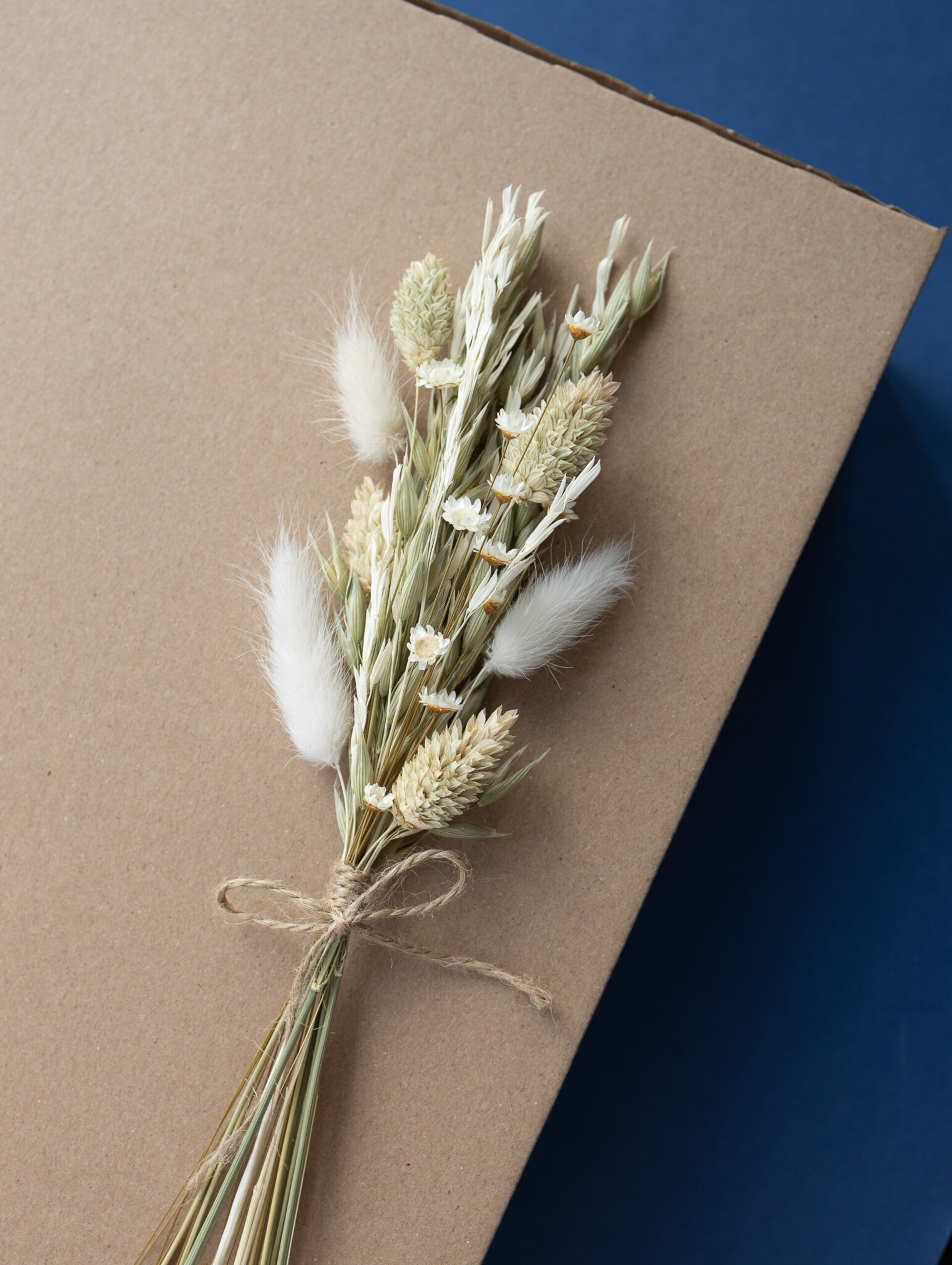 Ramillete de flores secas y preservadas 26 cm en estilo rústico - 8